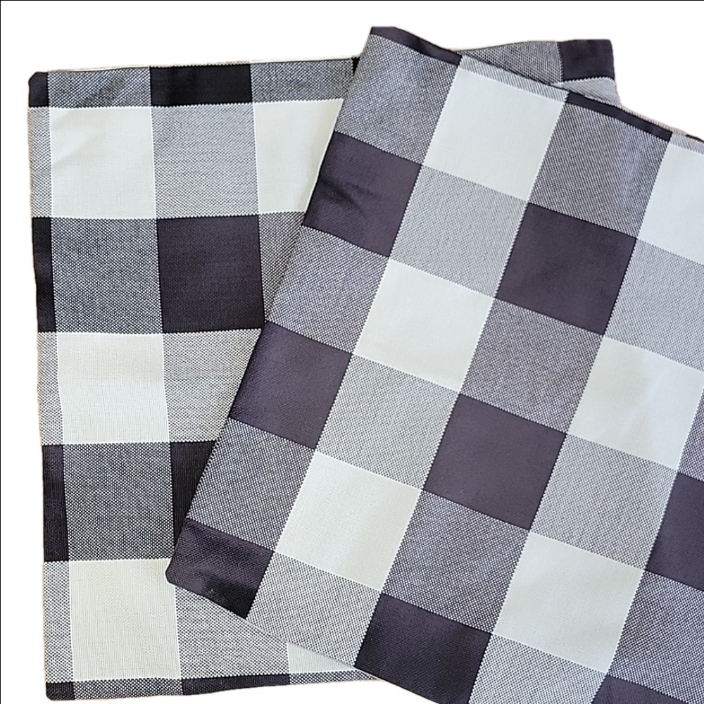 20"x20" Gray Buffalo Plaid Hidden Zipper Pillow Covers EUC
